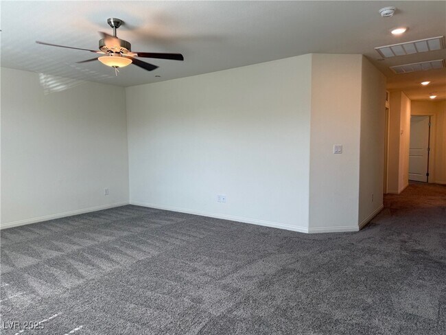Building Photo - 10960 Meridian Flds Ave