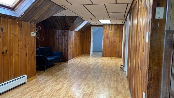 Building Photo - 143 Billings St