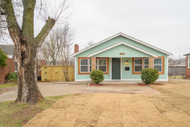 Building Photo - 1817 NW 35th St