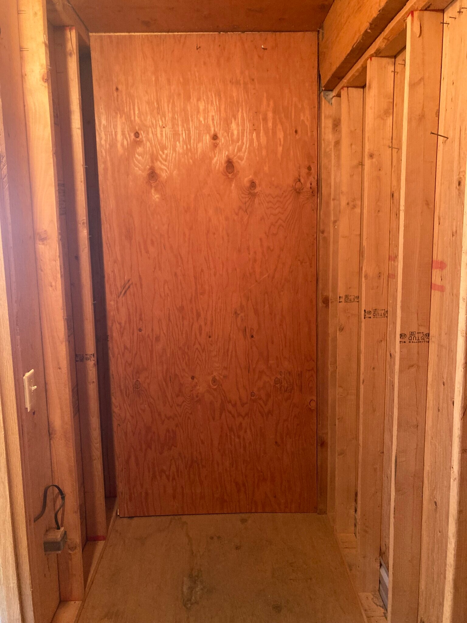 Building Photo - 712 W 47th Ave