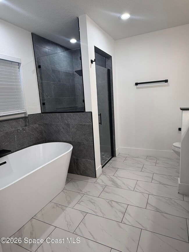 Building Photo - 1013 Hammacher Ave SW