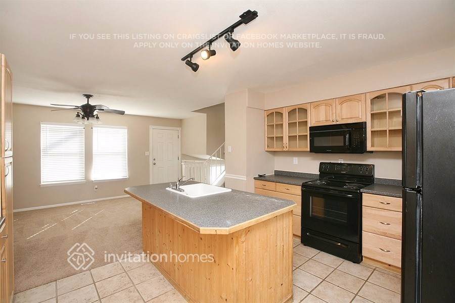 Building Photo - 2410 Payne Cir W