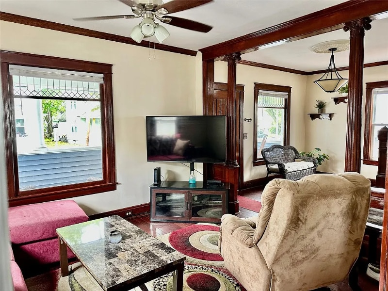 Building Photo - 25 Ogden St