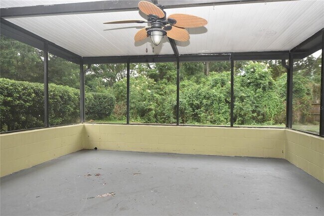 Building Photo - 16106 Sagebrush Rd