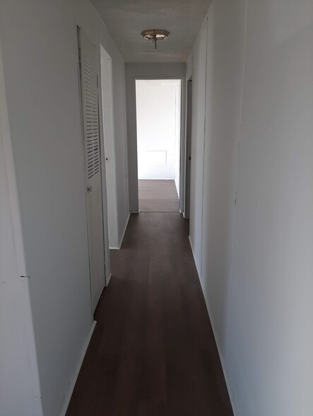 Building Photo - 189 Wild Forest Ln