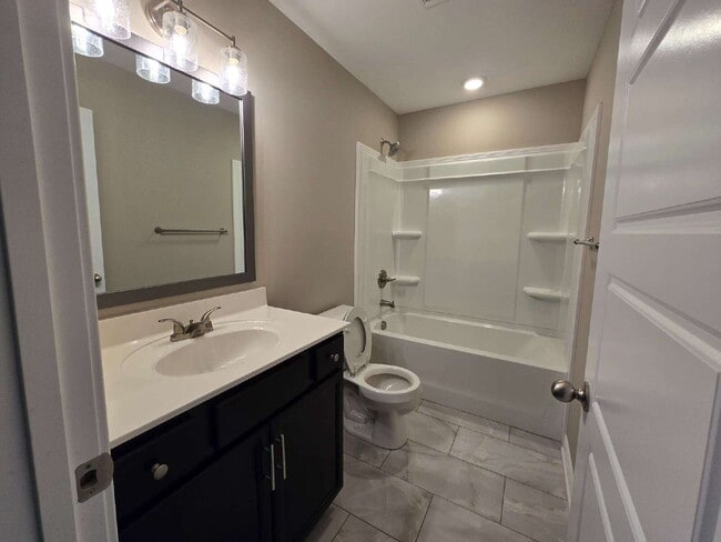 Building Photo - 807 Karmaflux Way