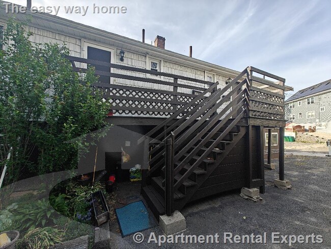 Building Photo - 98 Edward St ##Front Front