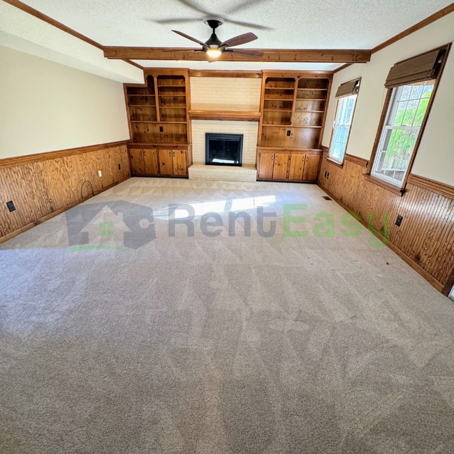 Building Photo - 1001 Fox Rdg Ct