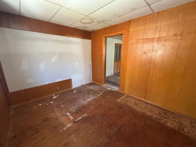 Building Photo - Spring Into Homeownership This May! Lease-to-Own Home Opportunity – This is NOT a Typical Rental!