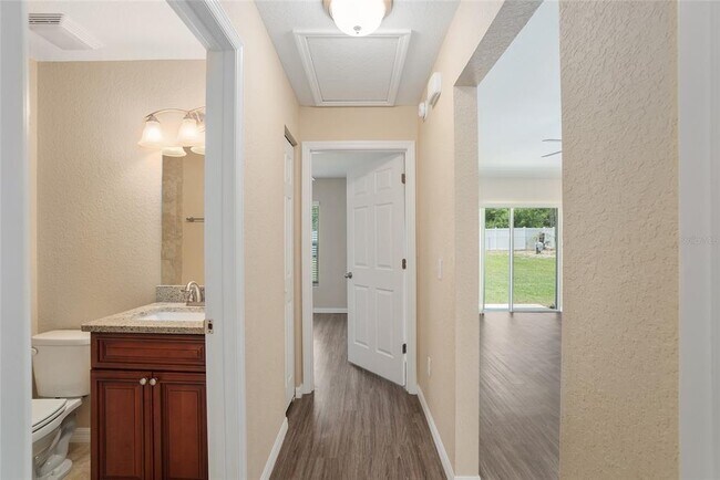 Building Photo - 7191 SE 124th Ln