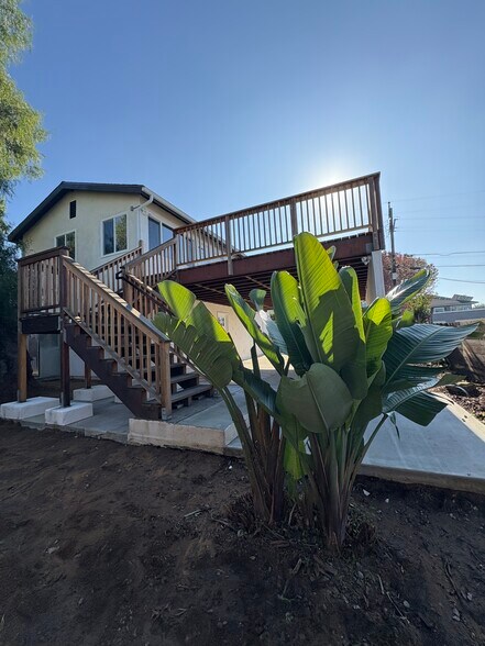 Primary Photo - 4617 Del Monte Ave