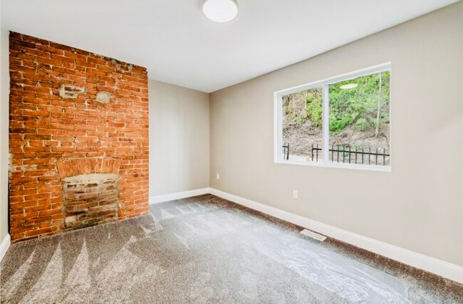 Building Photo - 3255 Josephine St