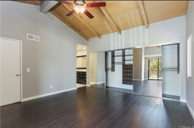 Building Photo - 21372 Brookhurst St