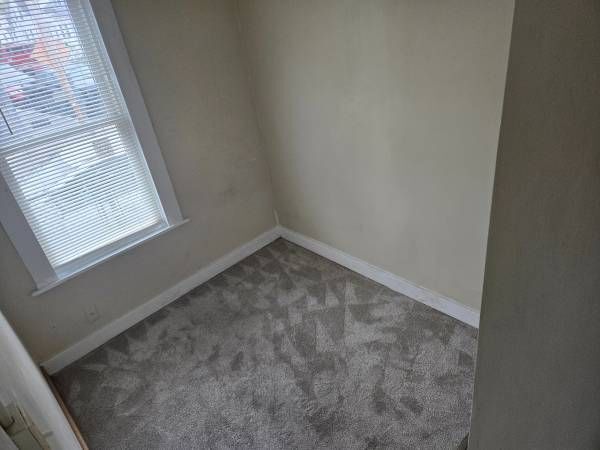 Building Photo - 560 N Montello St