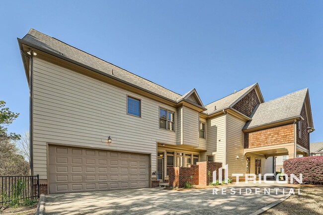 Building Photo - 3893 Ridge Grove Way