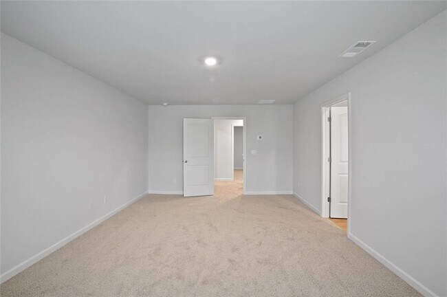 Building Photo - 136 Hampton Ter