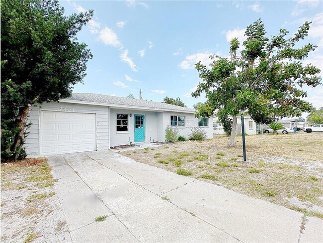 Building Photo - 2404 Florida Blvd