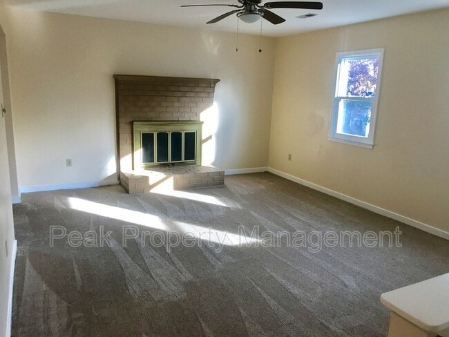 Building Photo - 12222 Poplar Forest Dr