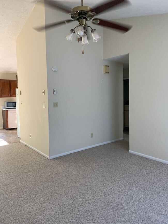 Building Photo - power260