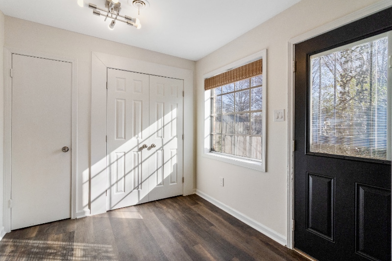 Building Photo - 7004 Hillshire Dr