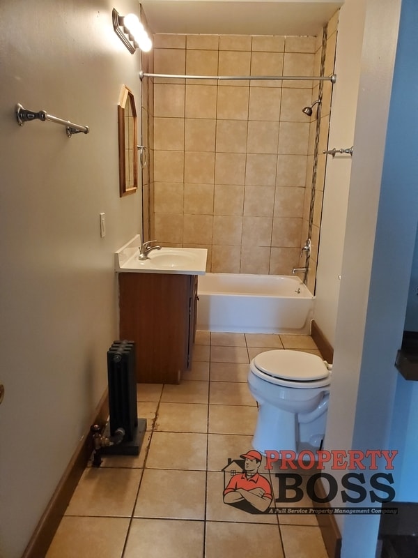 Building Photo - 1502 Broadway St