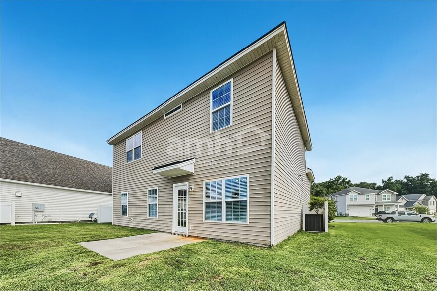 Building Photo - 455 Sunbury Dr