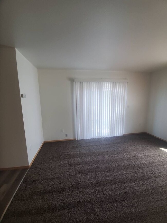 Building Photo - 1803 W Bemis St