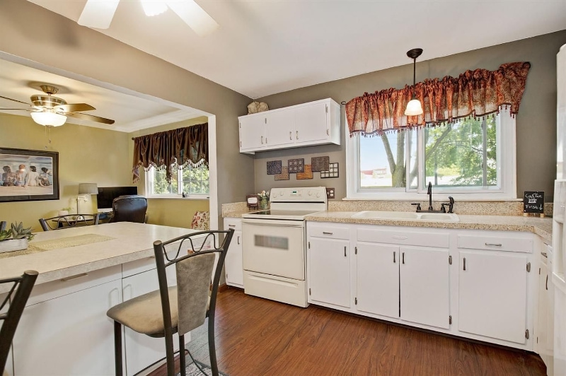 Building Photo - 40184 William Dr