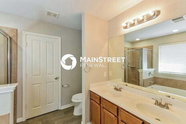 Building Photo - 3 Bedroom Pet-Friendly Home in San Antonio, TX with Main Street Renewal