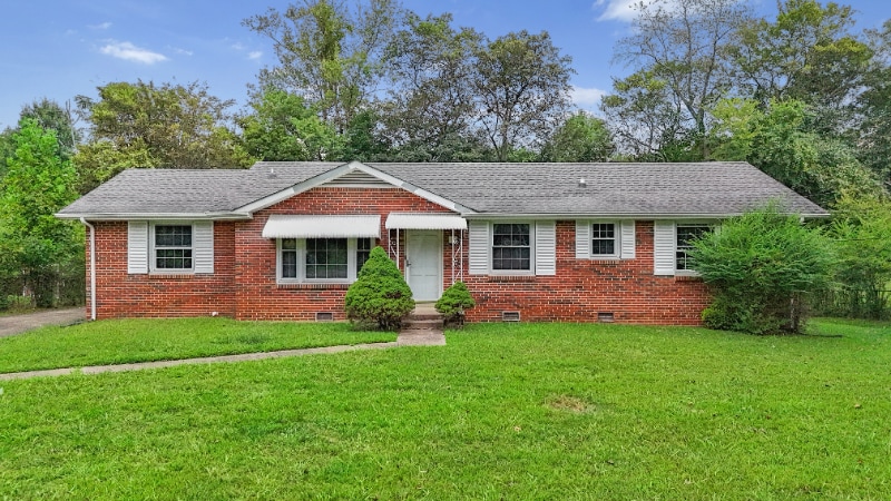 Primary Photo - 1347 Gibson Dr