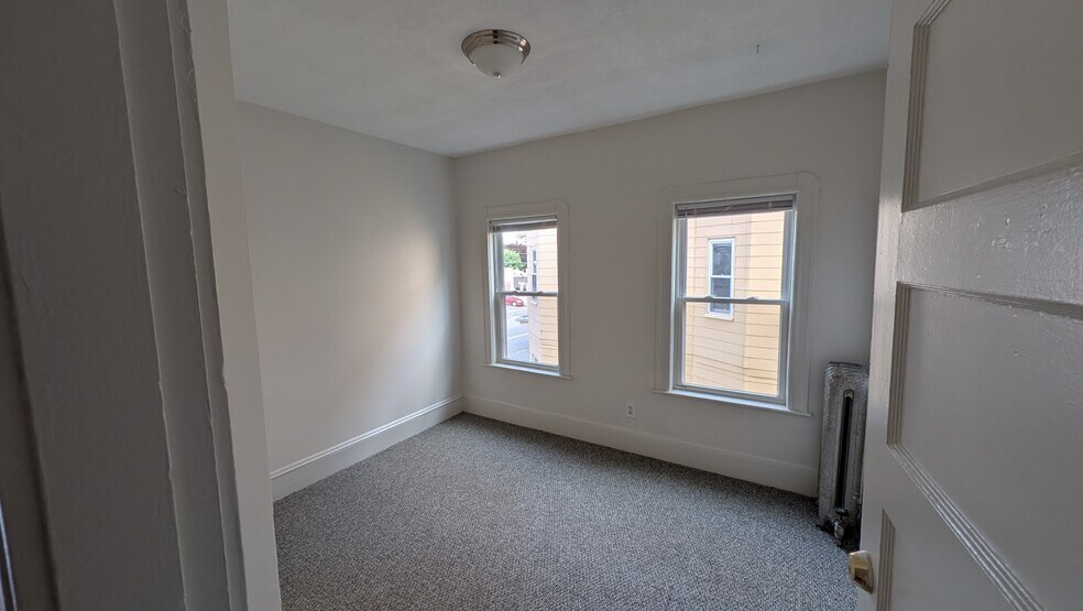 Building Photo - 294 Boston Ave