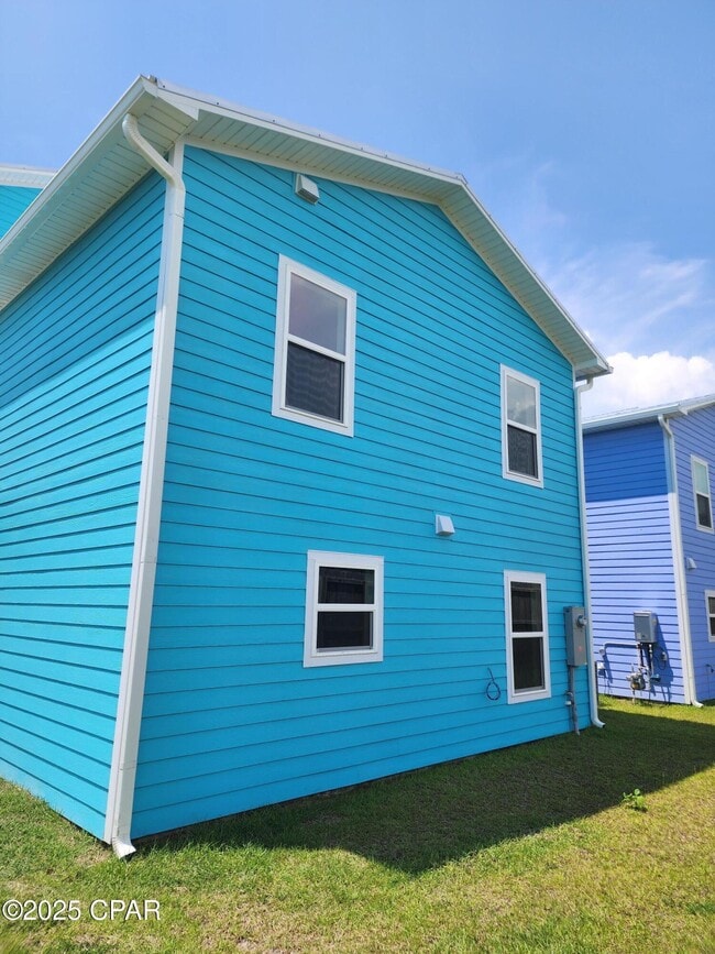 Building Photo - 300 Penny Ct