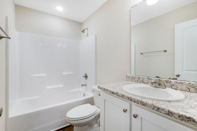 Building Photo - 3bd 2ba HOME FOR RENT!