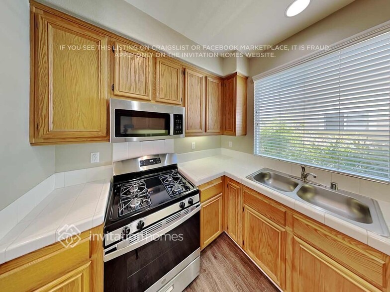 Building Photo - 37229 Tucana Pl