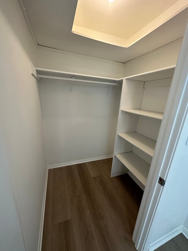 Main Closet - 6551 Fountain Ave