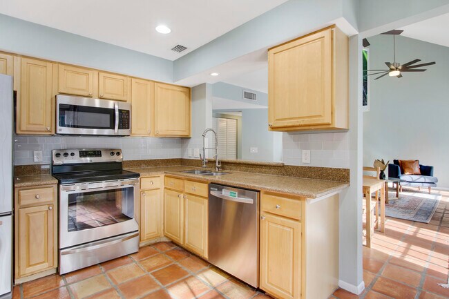 Building Photo - 18245 Jupiter Landings Dr