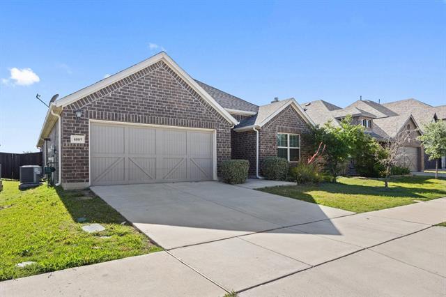 Building Photo - 4805 Cleves Ave