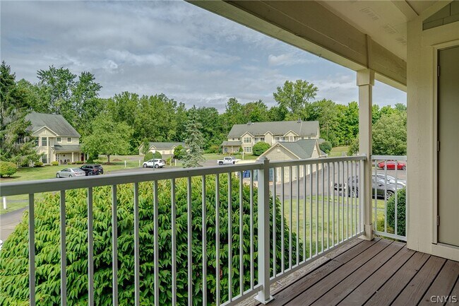 Building Photo - 2404 Pipers Ct