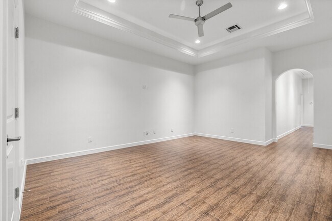 Building Photo - 11226 Glenforest Dr