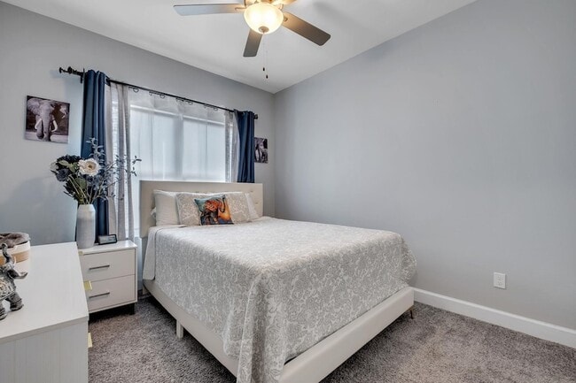 Building Photo - 4354 Bottle Brush Ln