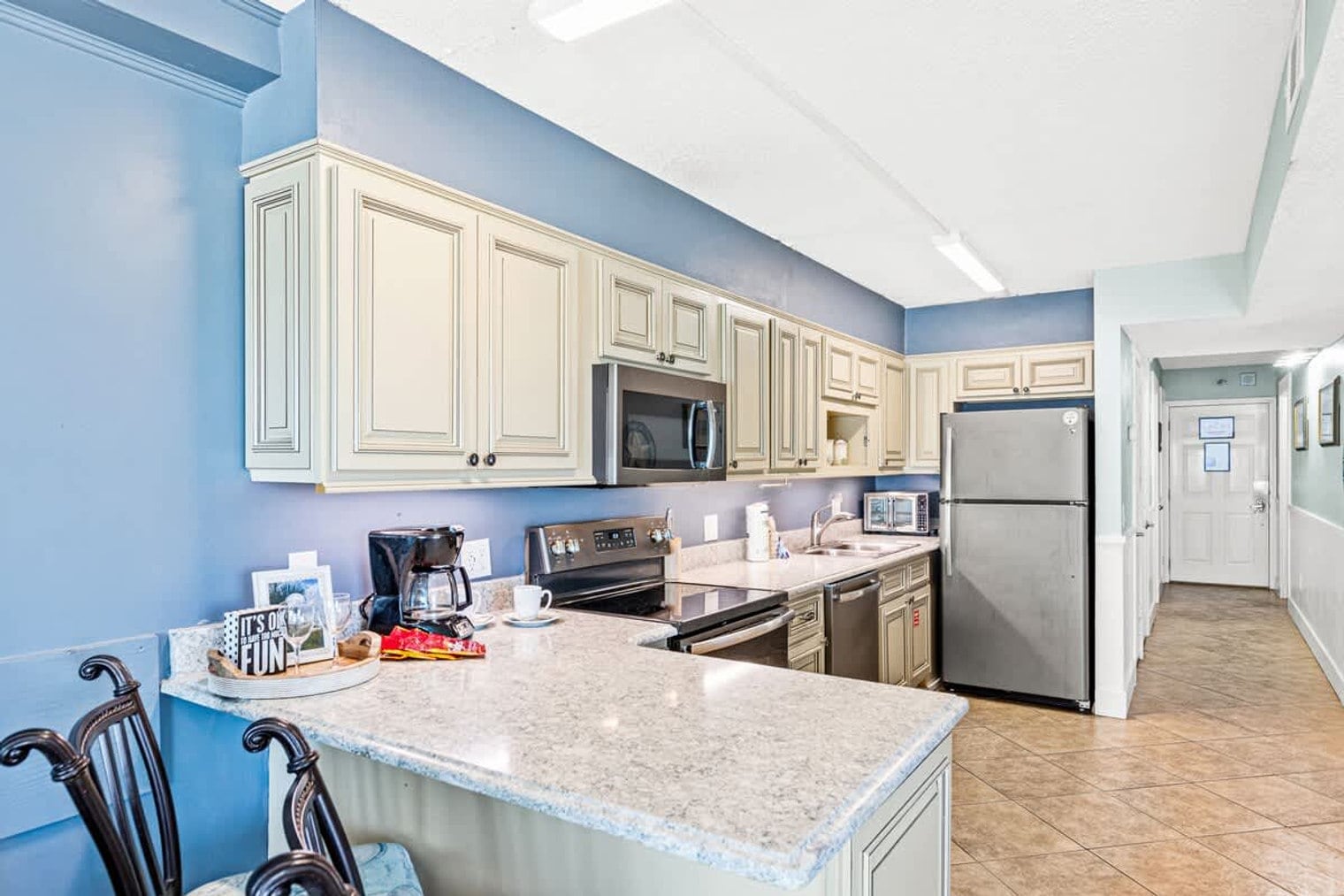 Building Photo - 8743 Thomas Dr