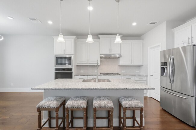 Building Photo - 2809 Andante Green Dr