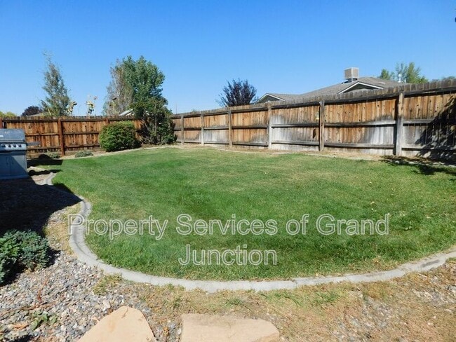 Building Photo - 434 1/2 Jornada Street