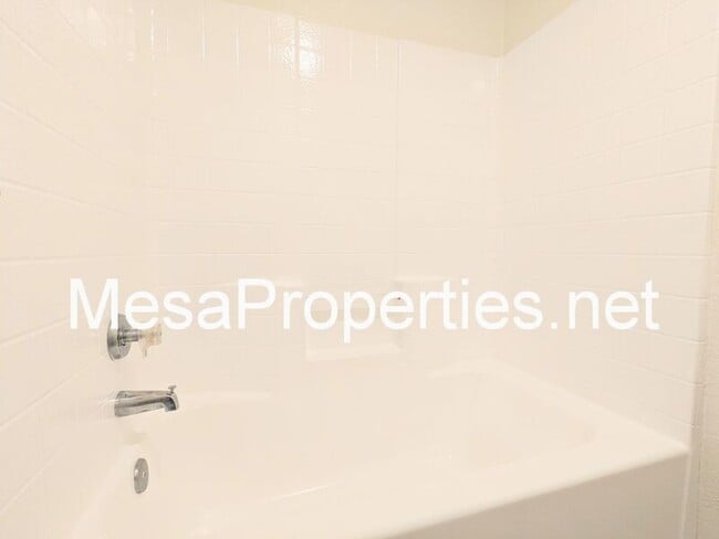 Building Photo - 15635 Desert Springs Dr