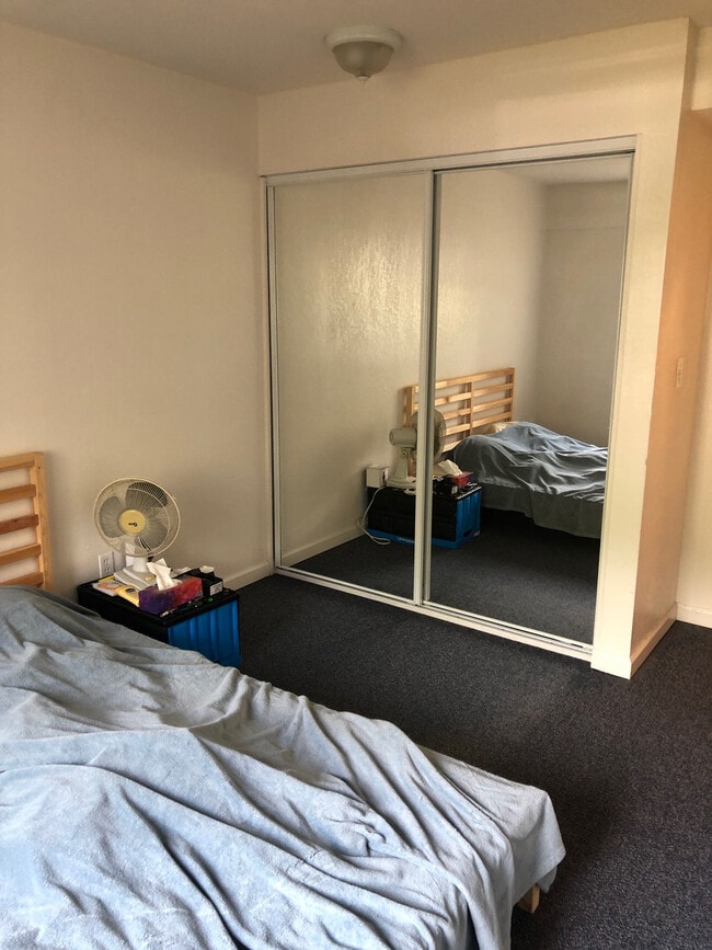 Building Photo - 517 Washtenaw Ave