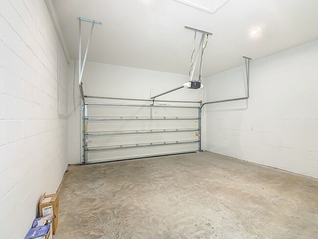 Building Photo - New Luxury Townhome in Celebration, FL Corner unit.  All porcelain tiled floors.  Aleutian model ...