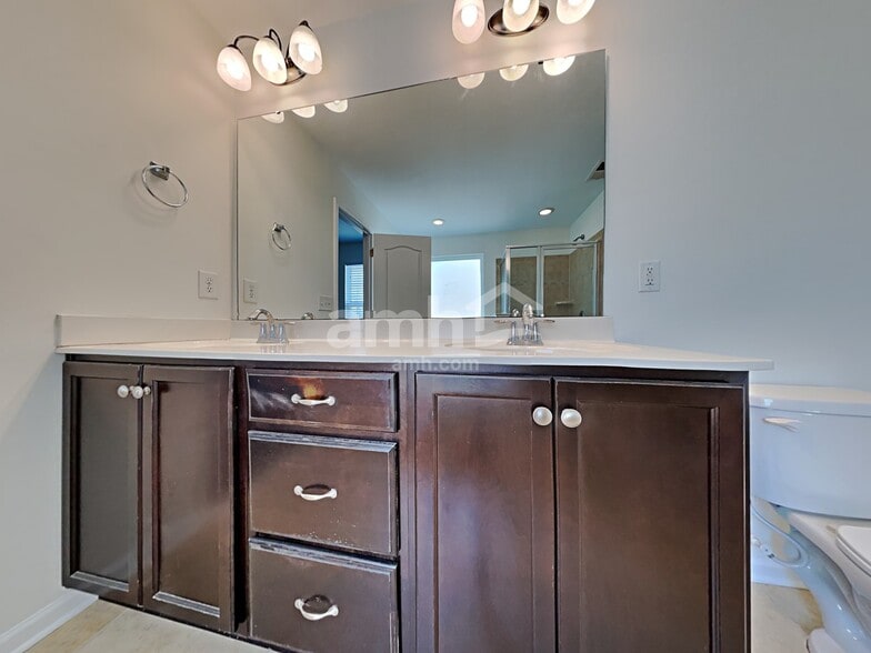 Building Photo - 128 Cherry Bark Dr