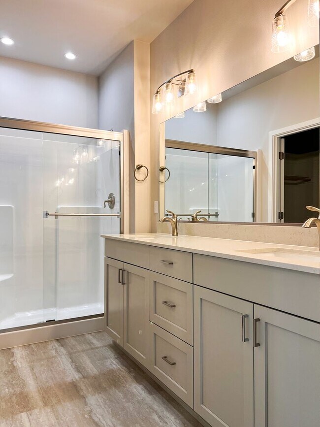 Building Photo - NEW CONSTRUCTION 4BD/2BA HOME IN JEFFERSON