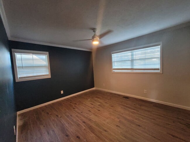 Building Photo - Beautifully Upgraded Ranch Home located outside of Pinehurst! Short Commute to Fort Bragg!