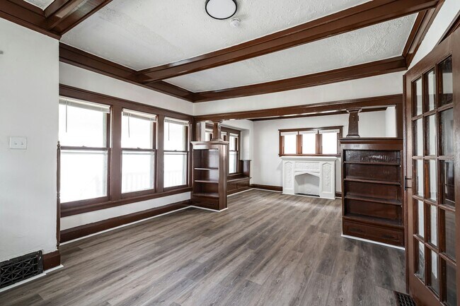 Building Photo - 3180 N 15th St